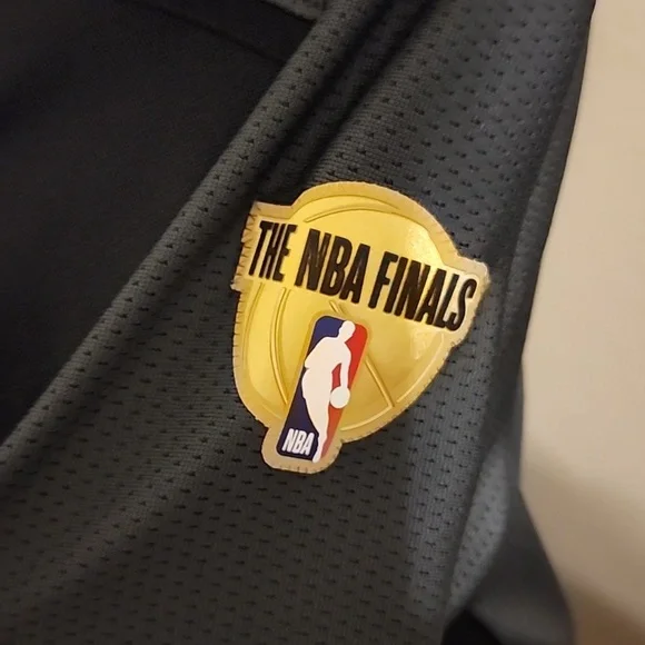 Nike Black and Dark Gray Long Sleeve NBA Finals Top - Picture 2 of 4